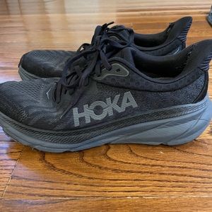Hoka Challenger 7 Men’s Running shoes Sz 8.5